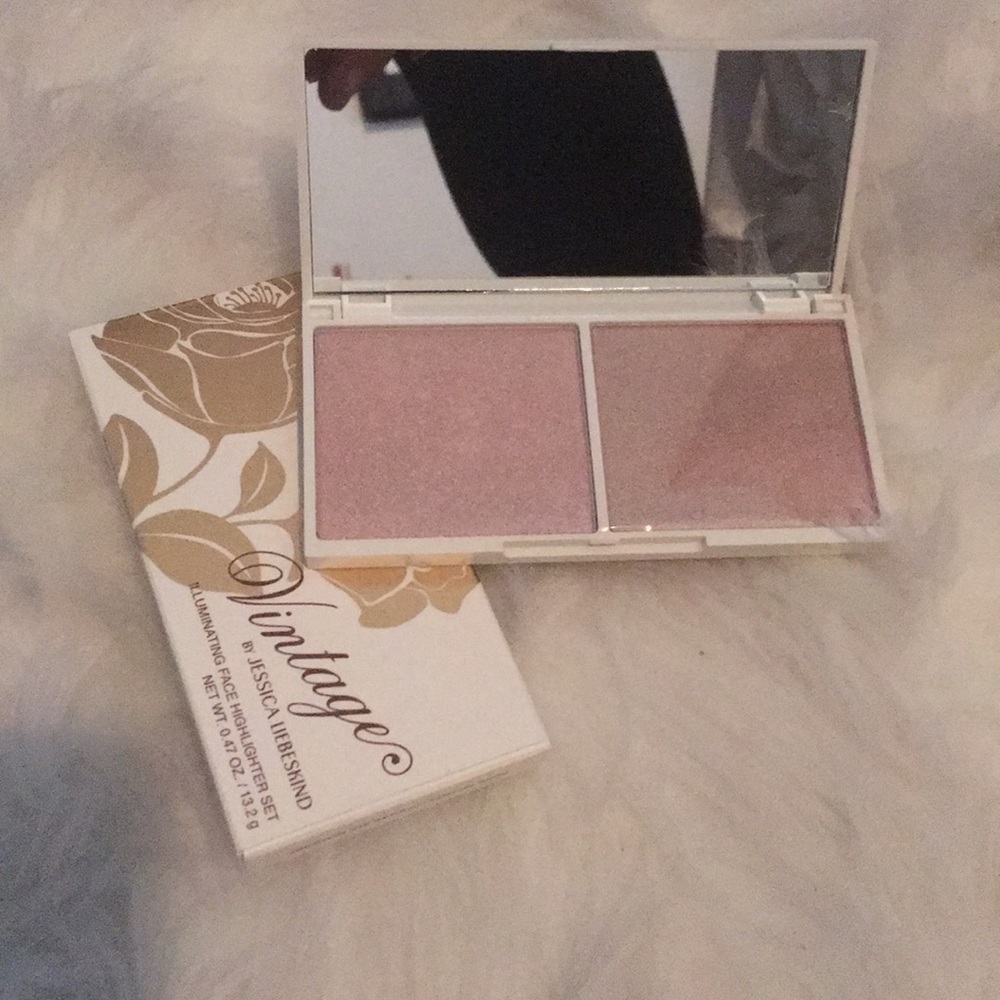 Vintage Brand Blush & Illuminating Highlighter